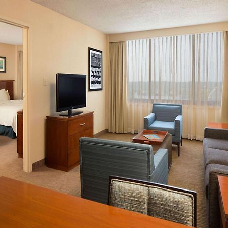 Embassy Suites Winston-Salem Zewnętrze zdjęcie