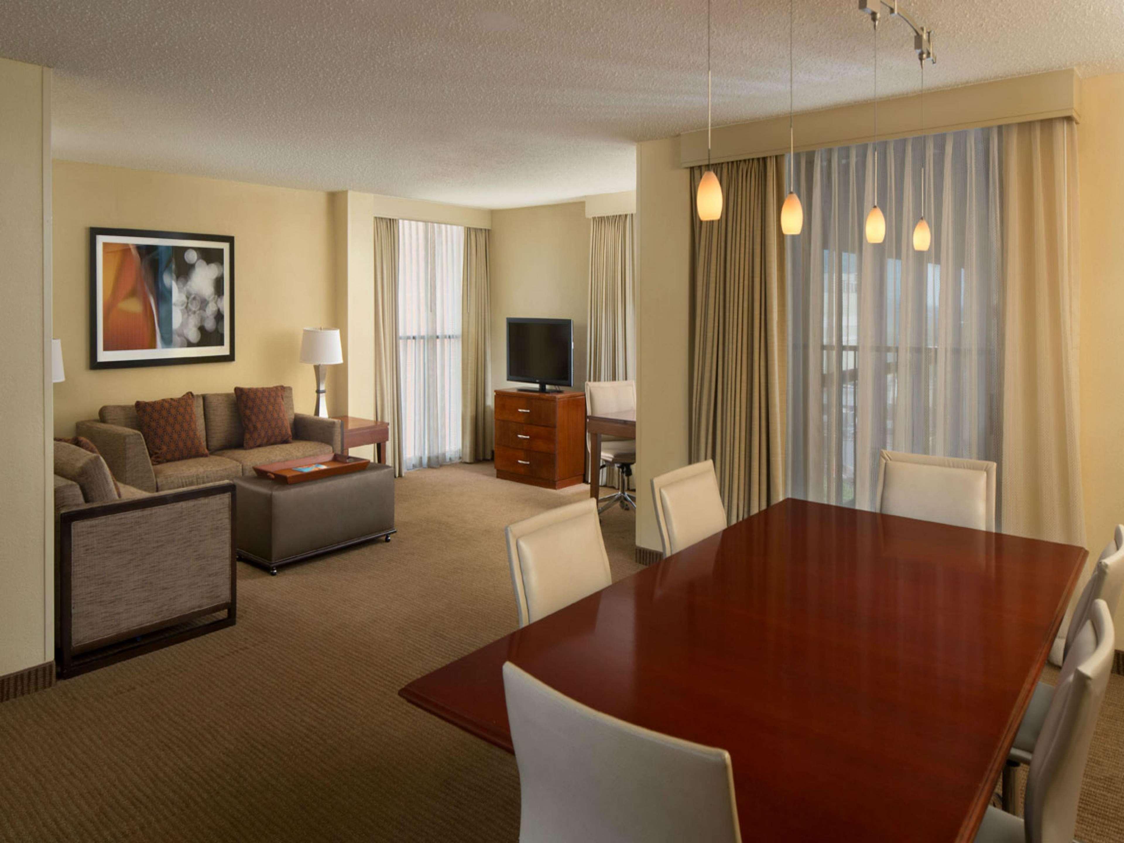 Embassy Suites Winston-Salem Zewnętrze zdjęcie