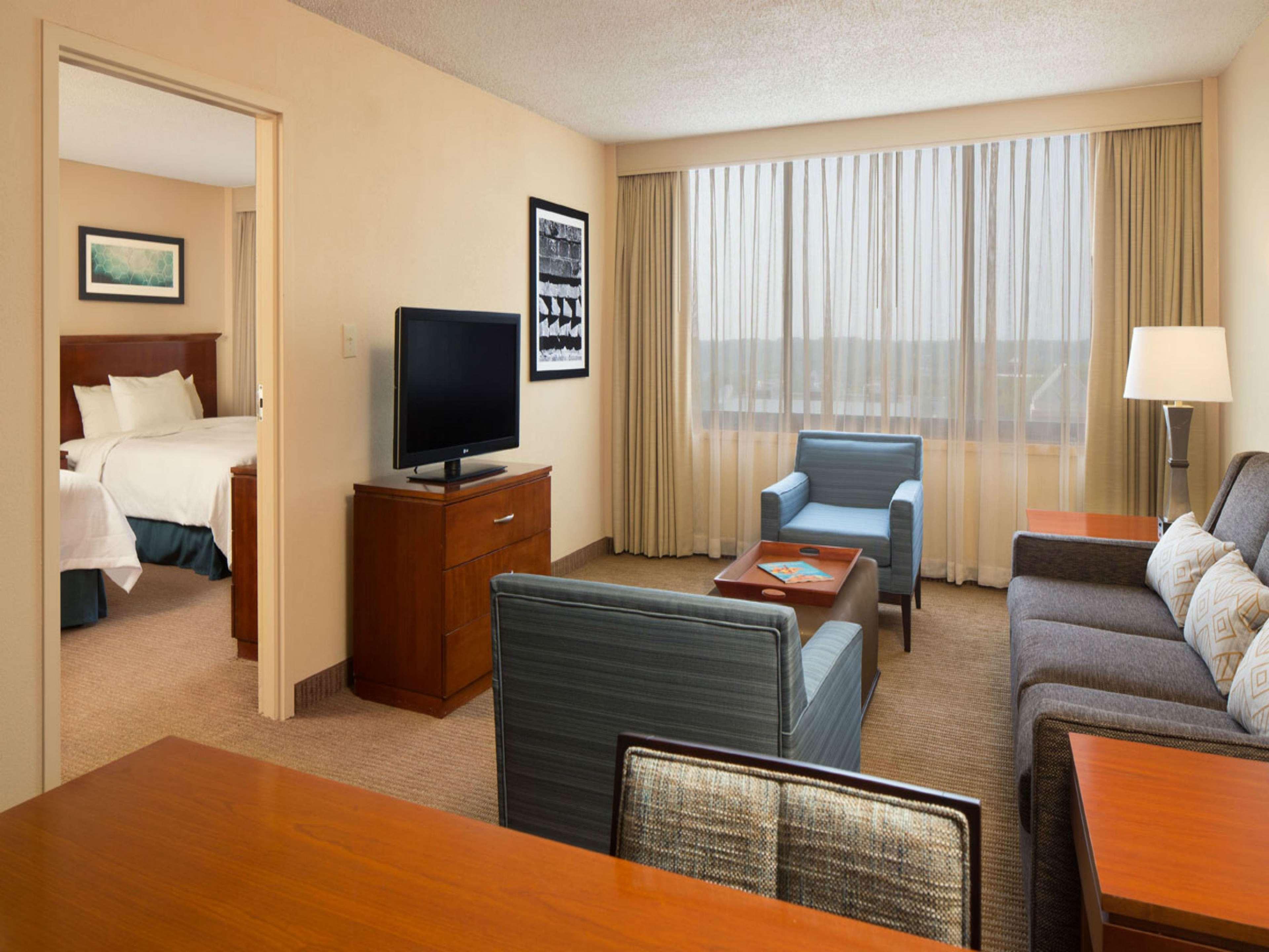 Embassy Suites Winston-Salem Zewnętrze zdjęcie