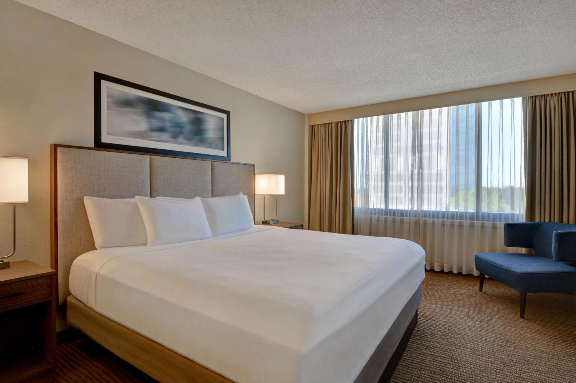 Embassy Suites Winston-Salem Zewnętrze zdjęcie