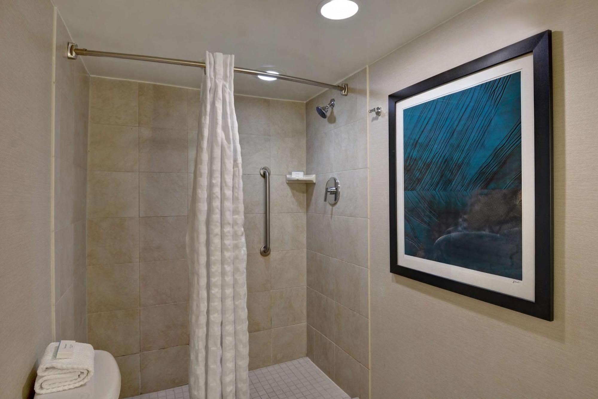 Embassy Suites Winston-Salem Zewnętrze zdjęcie